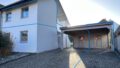 Carport und Stellplatz